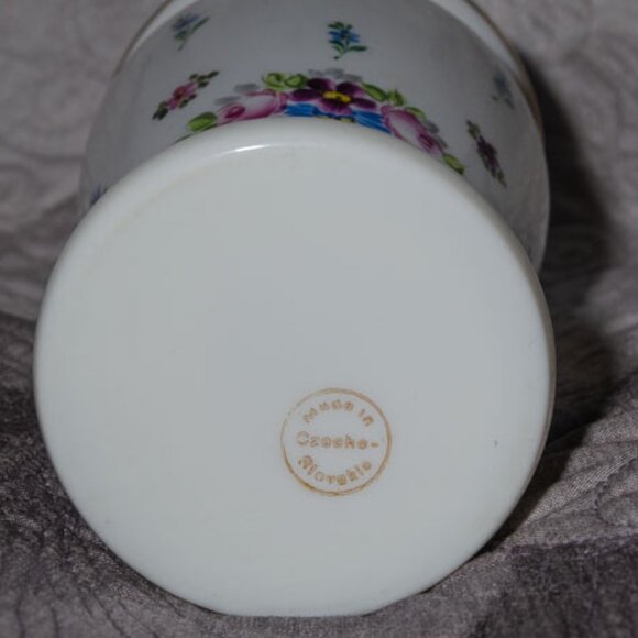 Czech Uranium Glass Vase - Picture 5 of 5